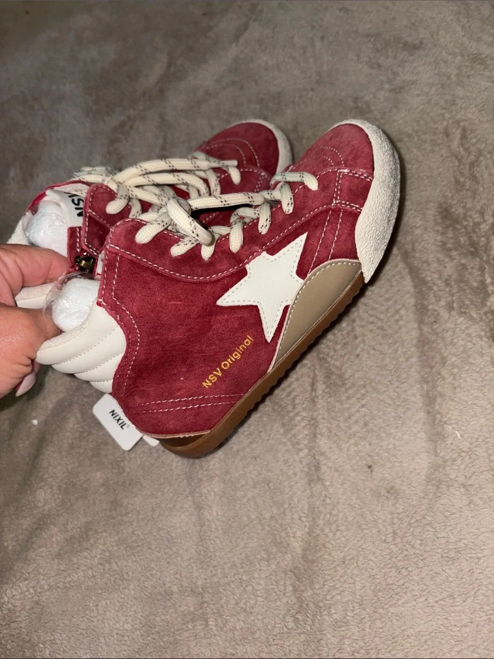 Kids High-Top Sneakers in Burgundy with White Star -